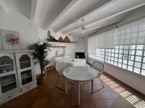 101.10_Charming studio located in one of the typical - Image 3