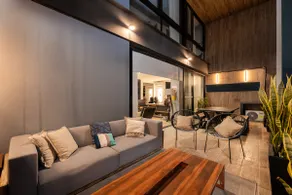 Premium Balcony Apt Luxury, A/C Stunning views - Image 5