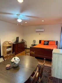 Garage apartment in Stillwater Oklahoma - Image 2