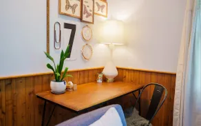 The Pulaski House- Vintage, Modern! Enjoy! - Image 2