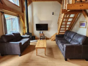 Alpenrose 3, Nordic Hottub, Deck, Mountain View - Image 2