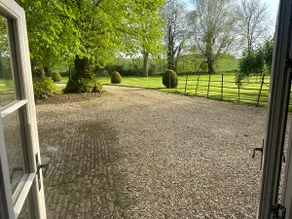 Immaculate cottage in exquisite rural setting! - Image 4