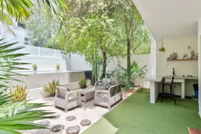 Ideal for families, pool, good location & security - Image 4