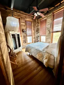 Cloud 9 Tree Haus - Cloud Lane - Image 2