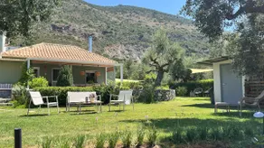 The secret garden by villa Georgia Kalamata - Image 5