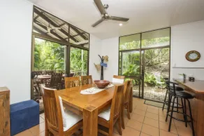 Sunbird Retreat - Horseshoe Bay, QLD - Image 5