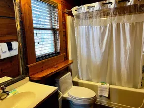 Linger Longer | 3 King Bed Cabin Near Callaway - Image 5