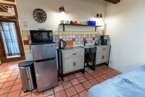 Manzanita Suite @ Secret Garden Inn - Image 3