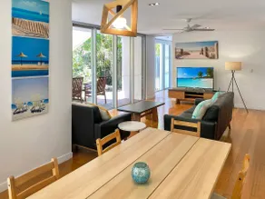 Maggies Beachfront Apartment 9 - Image 5