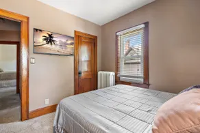 Bright Spacious St. Paul Duplex- Upper Level - Image 5