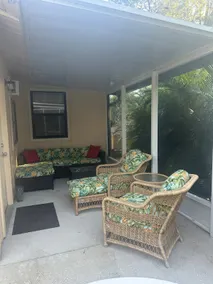 Sebastian Vacation Home close to sky diving - Image 3