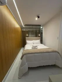 Tiny house for two on the banks of the river and the sea - Image 2