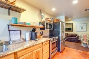 Tucson Casita w/ Shared Swim Spa, Close to Hiking! - Image 3