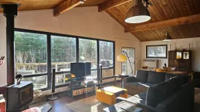 Hilltop Chalet | Private HotTub, Fireplace & Views - Image 4