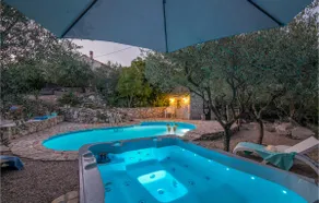 Amazing Home In Dobrinj - Image 2