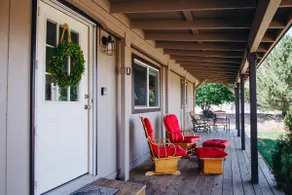 Charming Sierra Nevada Farm House Cottage - Image 3