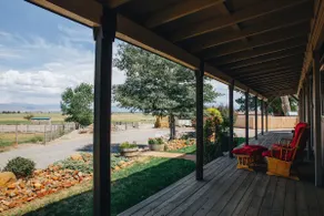 Charming Sierra Nevada Farm House Cottage - Image 4
