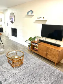 ~Dog Friendly~2 Bedroom Suite On Cushman Trail GH - Image 2
