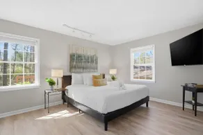 ✩Spacious Home 15 Miles fra downtown ATL ✩Game Room ✩Sleeps 15 ✩Pet friendly - Image 4