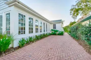 The Coach House -2 bedroom/3 bath Orlando Getaway! - Image 2