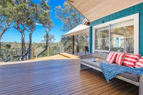 Burwood Bush House Close to Wineries and Beach - Image 4