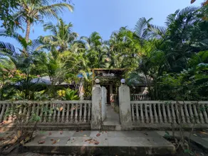 Poddar's - Hide Away - Image 4