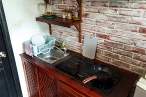 B&B Today - Lakeview Studio with Large Balcony - Image 5