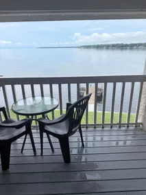 Upgraded Studio on the Water, Come Relax! - Image 2