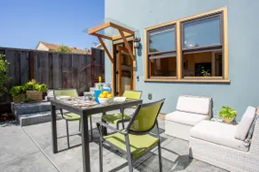 New Designer Home w Relaxing Hot Tub - Image 4