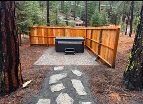 Red Clover Cabin at Black Butte Ranch (+Hot Tub) - Image 5