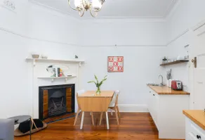 Self-Contained Cammeray Guesthouse near CBD and Beaches - Image 5