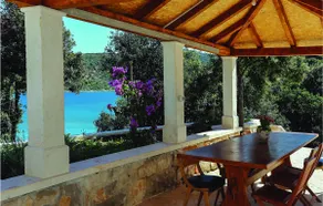 3 bedroom beautiful home in Pucisca - Image 3