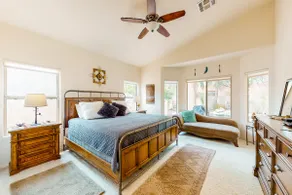 Classic 3BR Dog Friendly | Pool | Fireplace - Image 5