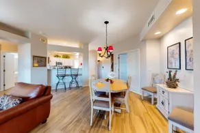 Colorful 3BR condo | W/D | Pool & Hot tub | Patio - Image 4