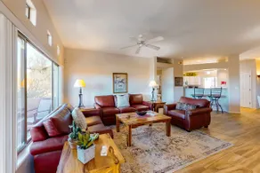 Colorful 3BR condo | W/D | Pool & Hot tub | Patio - Image 2
