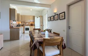 Beach Front Home In Perdika - Image 5