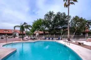 Comfortable 2BR Golf Course View | Pool - Image 3