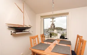 2 Bedroom Lovely Apartment In Väjern - Image 5
