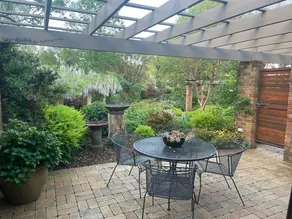 Peaceful and private garden studio - Image 3