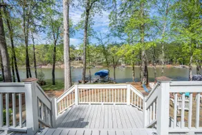 Reynolds | Fall Waterfront and Golf Escape - Image 3