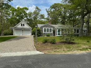 Renovated Bayside Eastham Cottage - Image 2