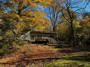Rustic and Cozy Vermont Getaway at Sugarwood Cabin - Image 2