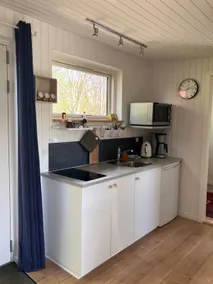 Well-designed small cottage on a natural plot near Grenå. - Image 3