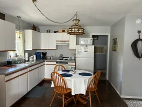 Horse-Views Apartment - Image 3