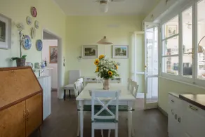 Bellagio Vintage Apartment - Image 4