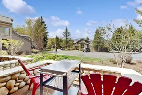 Remodeled 1BR Ski In/Out Mountainview Snow Creek - Image 3