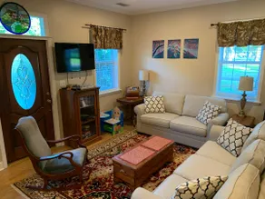 Savannah, HHI, I-95, airport, Kids & dog park! - Image 3