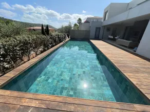 Spacious villa, 14 m pool, walking distance to the beach - Image 4