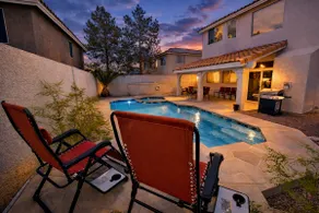 NV8876 · Privat pool, spa, spillerum, WIFI! - Image 2