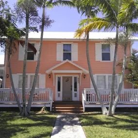 Riverfront Angler Inn in Sebastian - Image 5